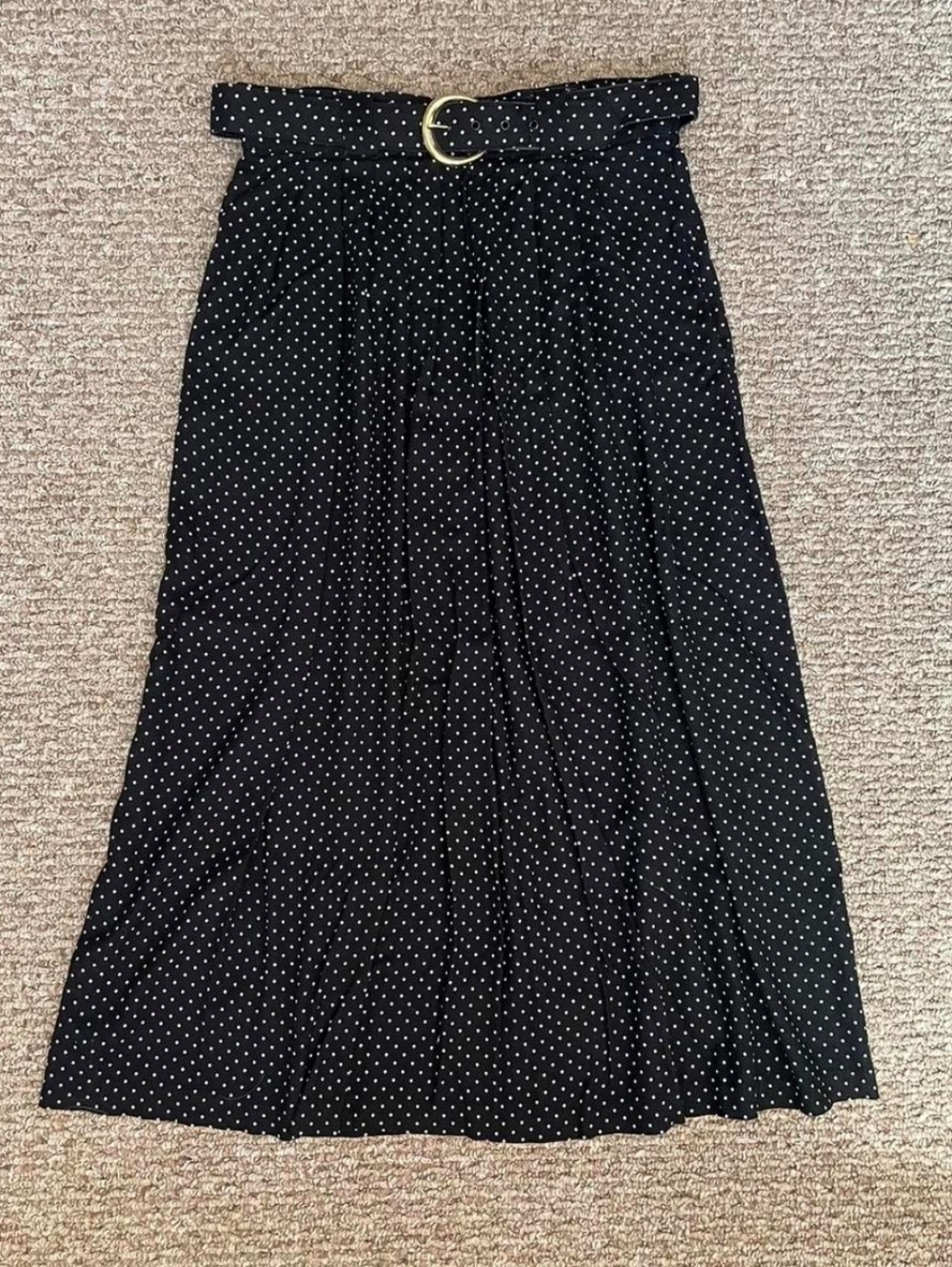 High-Waist Black Polka Dot Midi Skirt with Belt